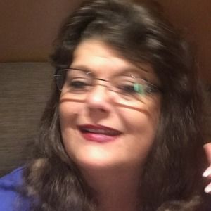 Meet your Posher, Deb